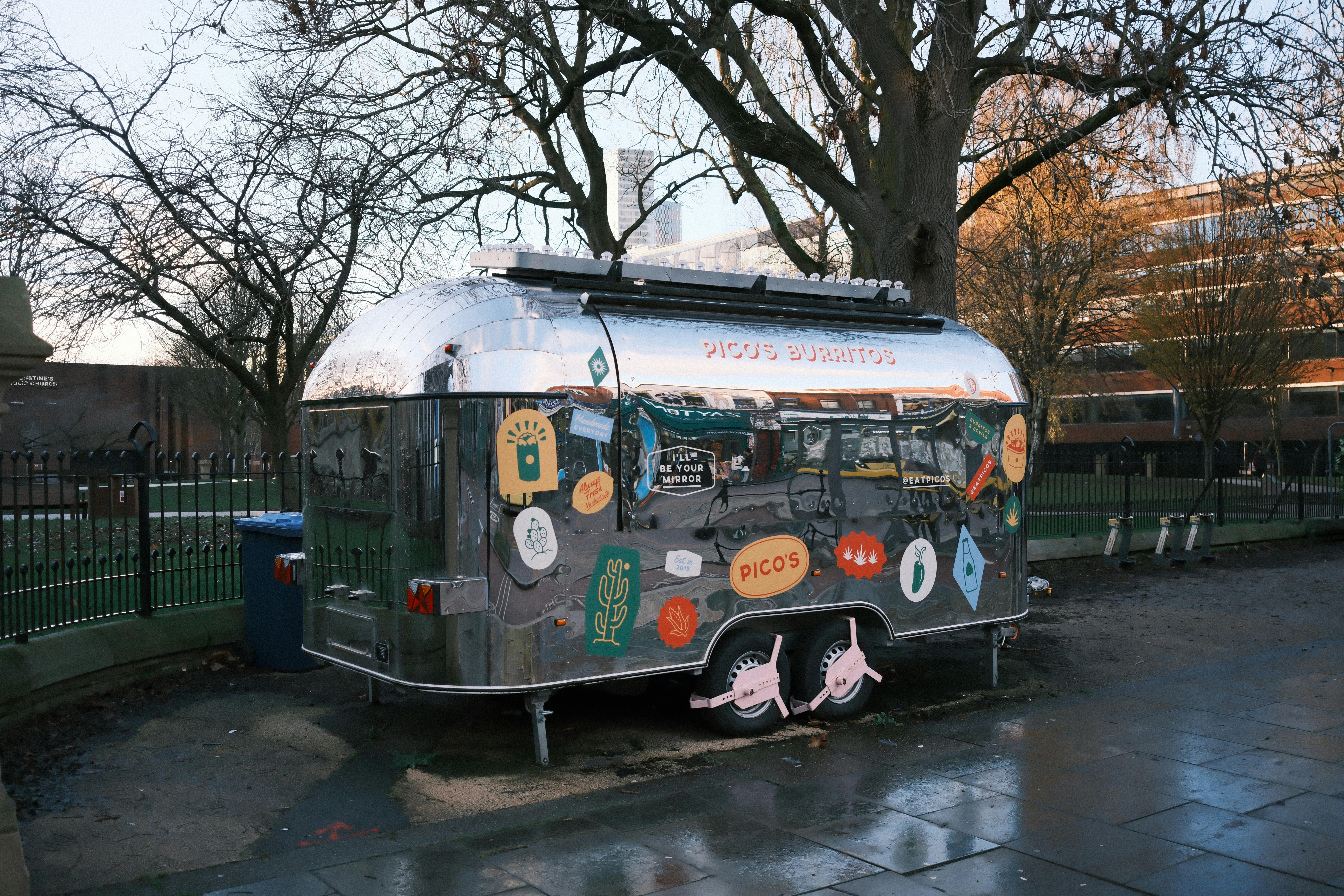 socialmedia branding